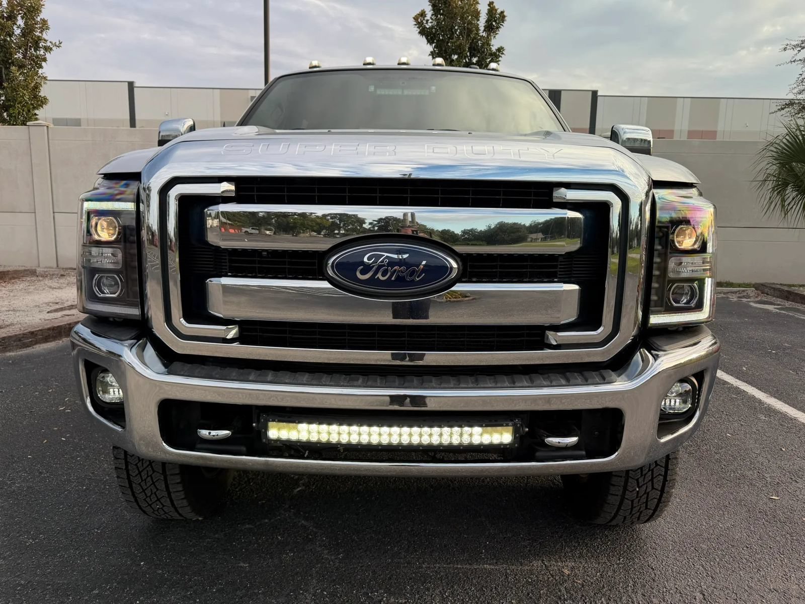 Used 2014 Ford F350 Lariat w/ Lariat Ultimate Package AWD/4WD image 28