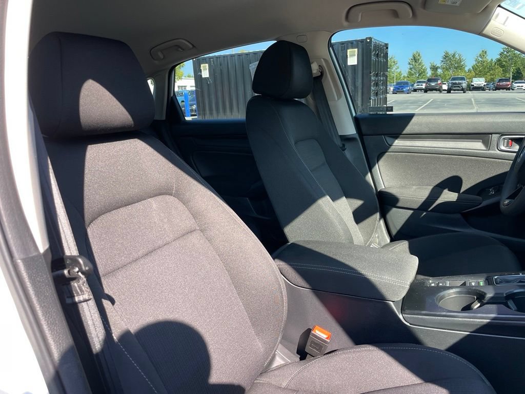 Certified 2024 Honda Civic LX image 31