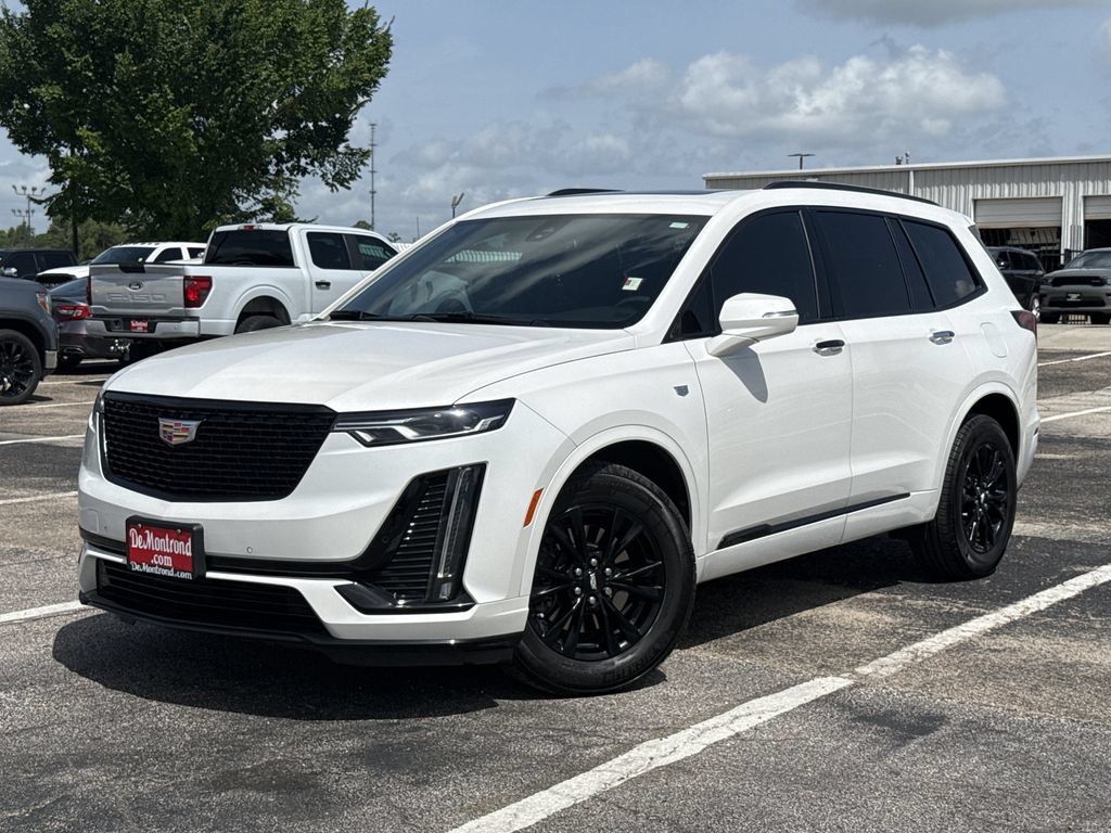 Used 2024 Cadillac XT6 Luxury