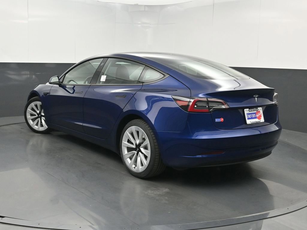Used 2023 Tesla Model 3 Standard Range image 21