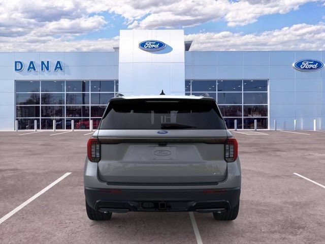 New 2026 Ford Explorer ST-Line w/ ST-Line Street Pack AWD/4WD image 5
