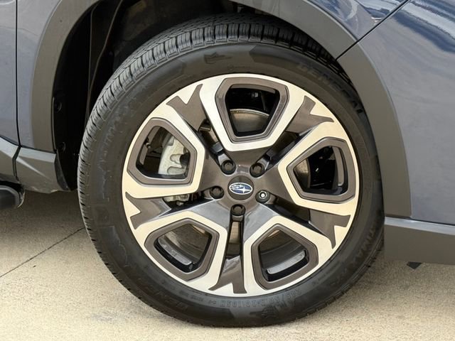 Used 2023 Subaru Ascent Limited image 2