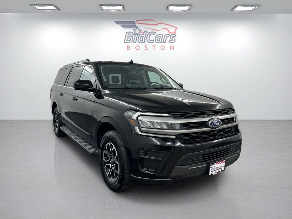 Used 2024 Ford Expedition Max XLT image 4