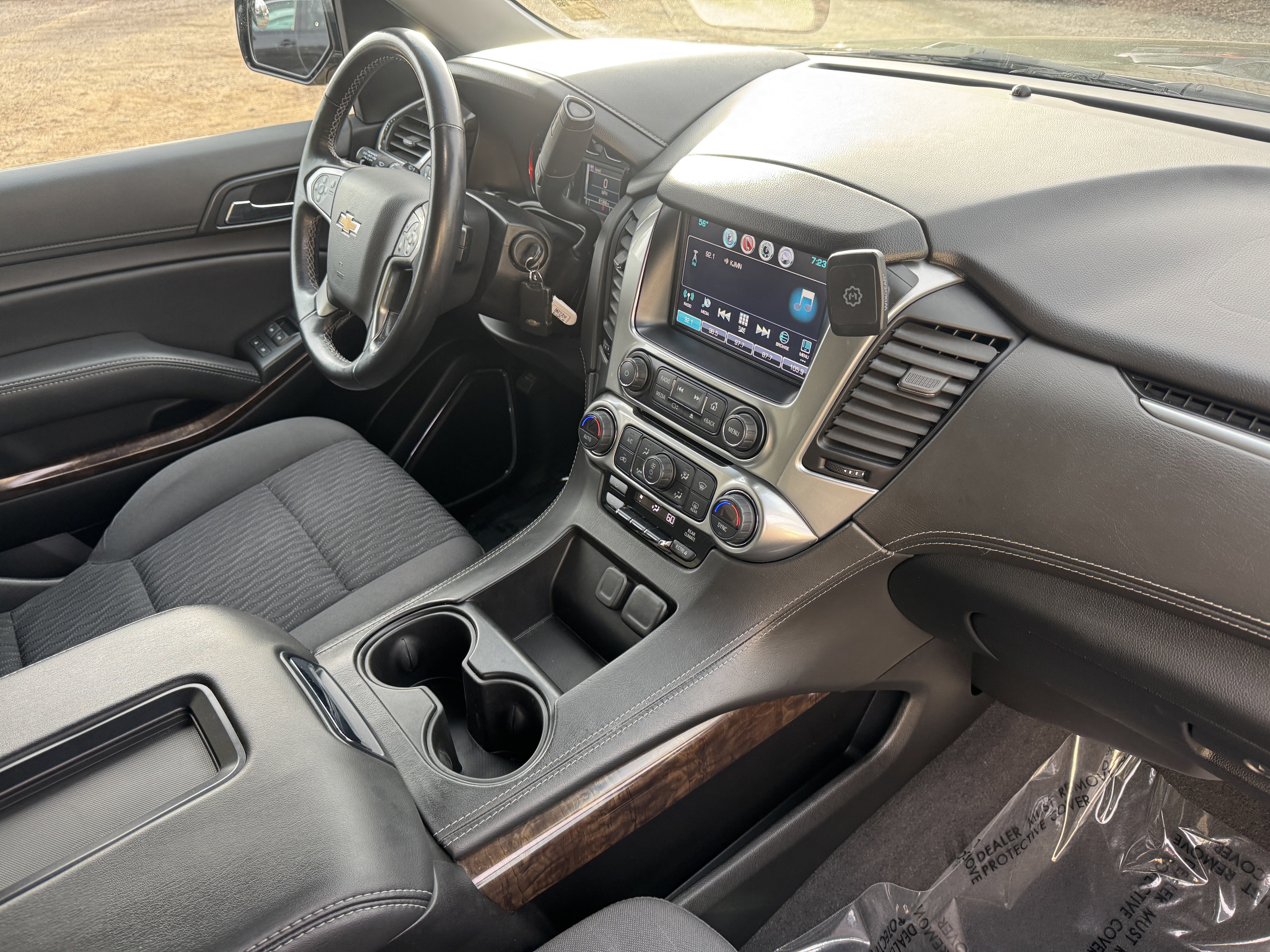 Used 2020 Chevrolet Tahoe LS w/ Enhanced Driver Alert Package image 20