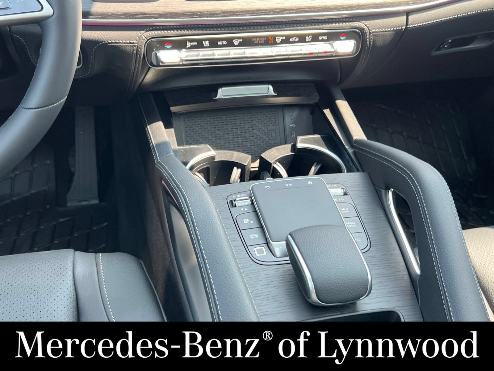 New 2026 Mercedes-Benz GLE 450 4MATIC image 21