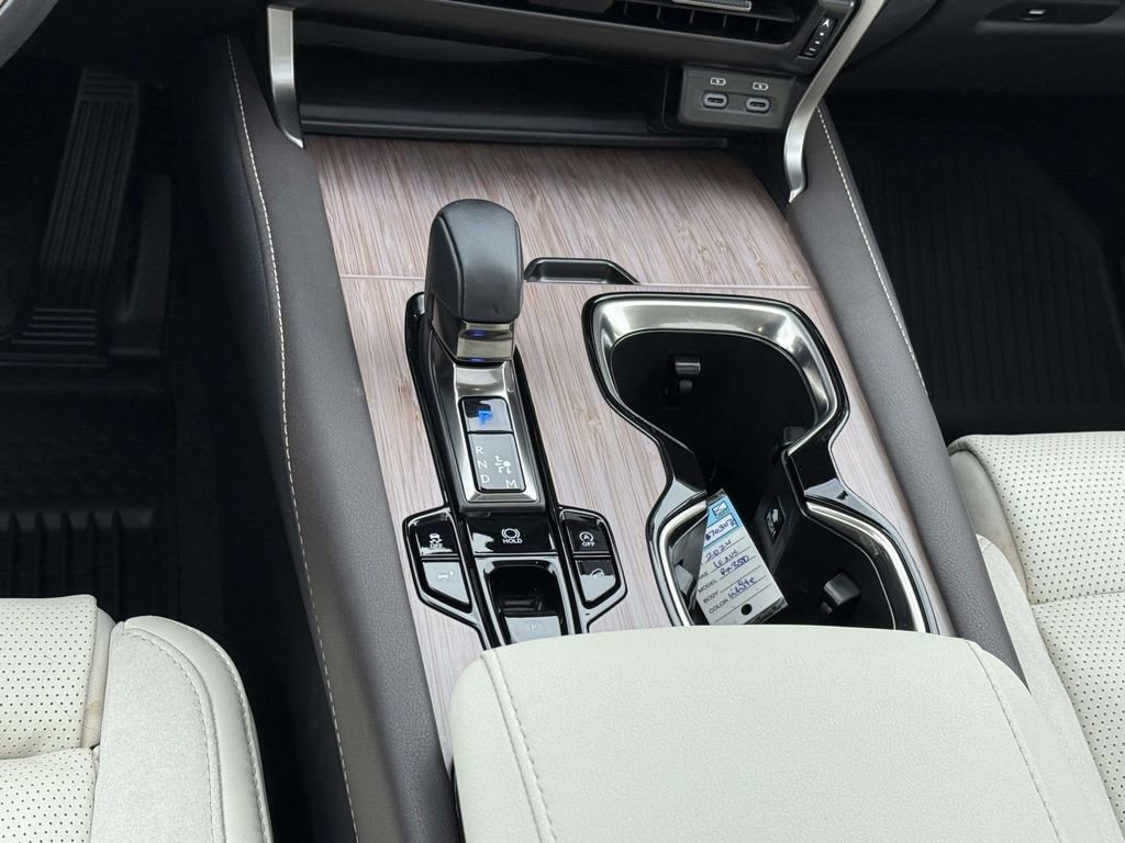 Used 2024 Lexus RX 350 AWD w/ Convenience Package image 19