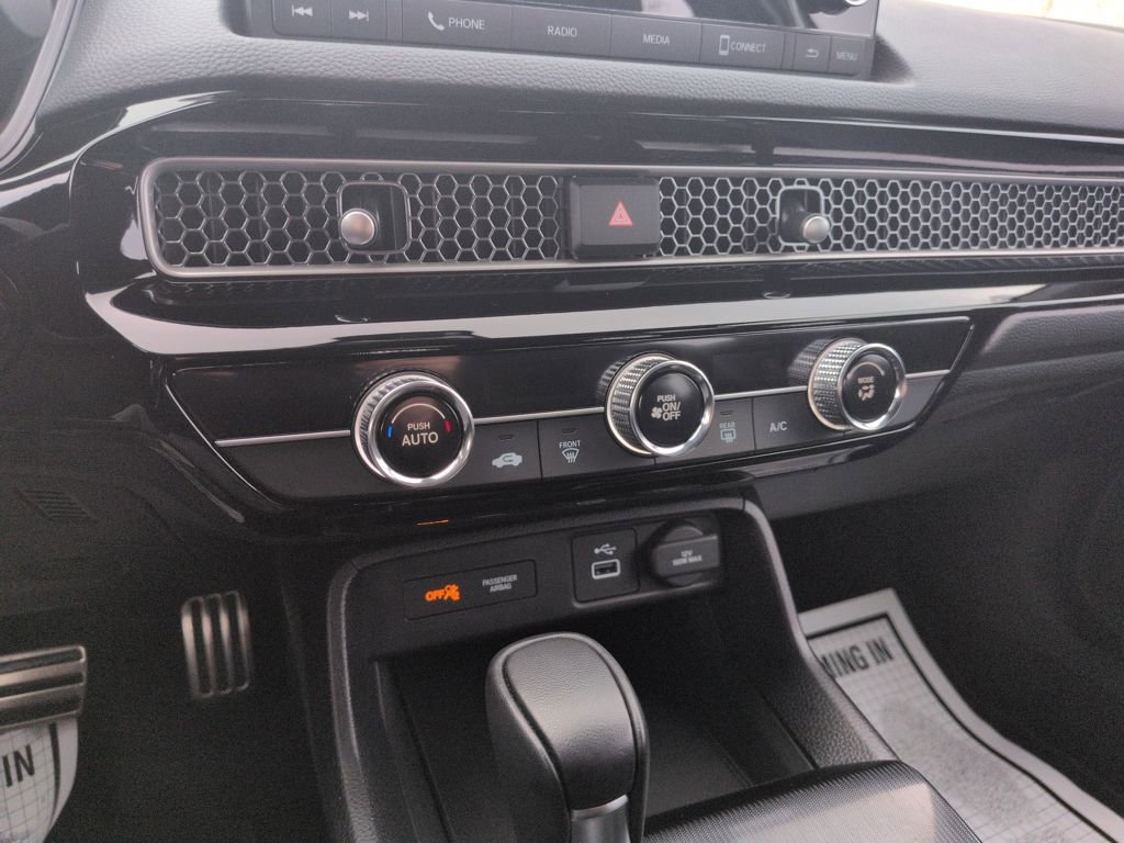 Used 2023 Honda Civic Sport image 18