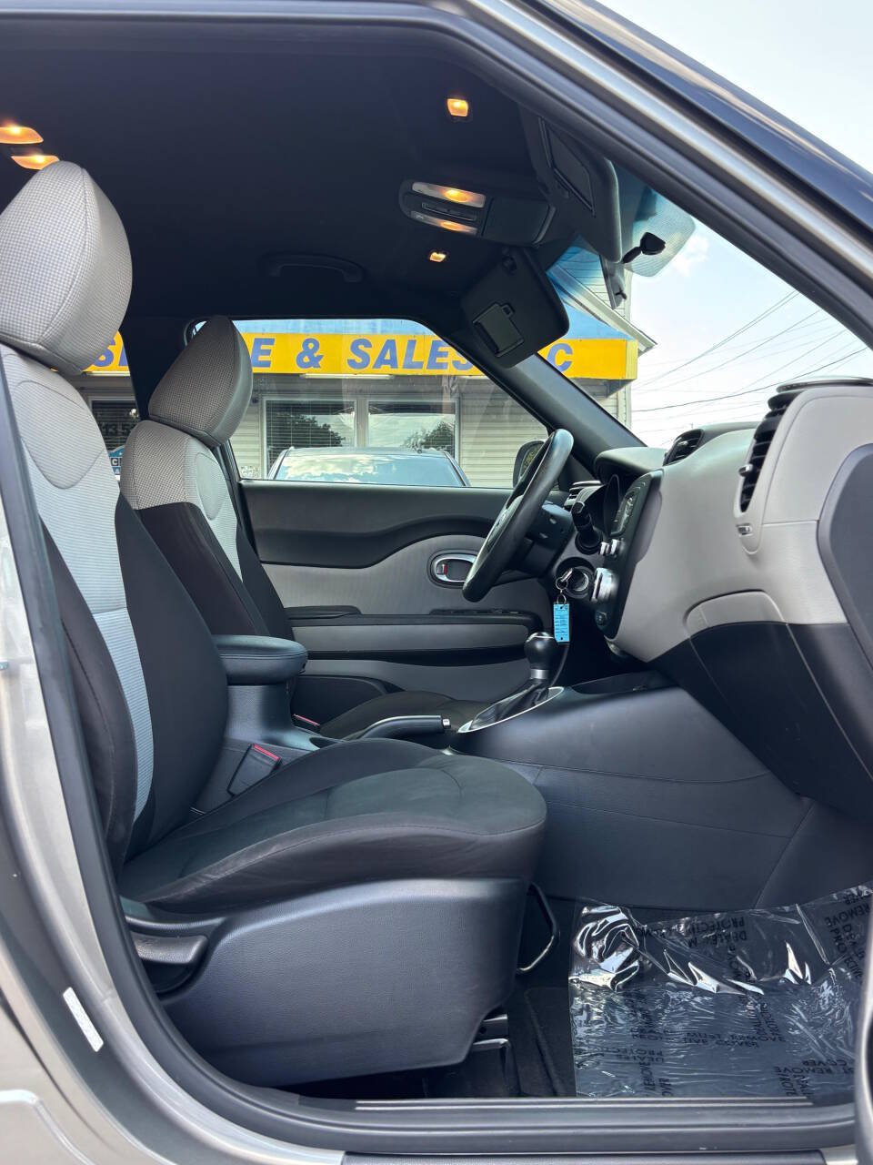 Used 2016 Kia Soul w/ Convenience Package FWD image 18