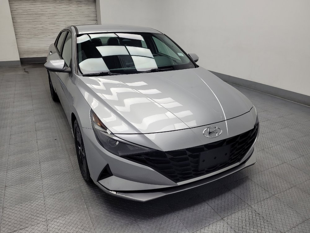 Used 2022 Hyundai Elantra SEL FWD image 14
