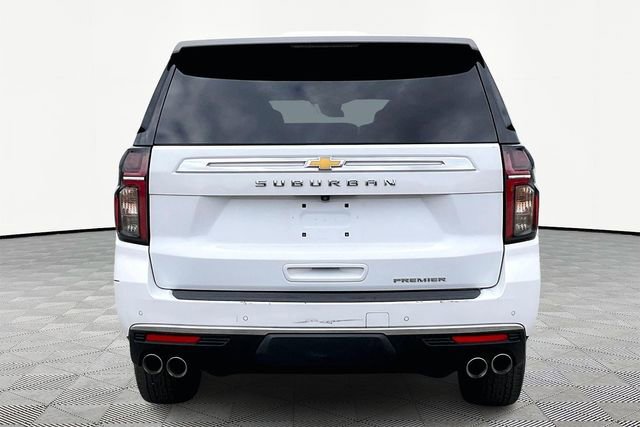 Used 2023 Chevrolet Suburban Premier image 6