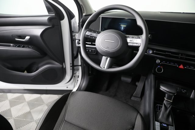 New 2025 Hyundai Tucson SEL image 17