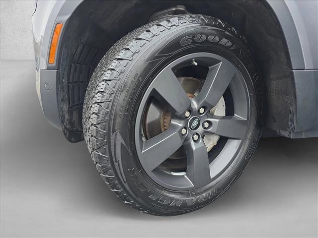 Used 2021 Land Rover Defender 110 SE image 30