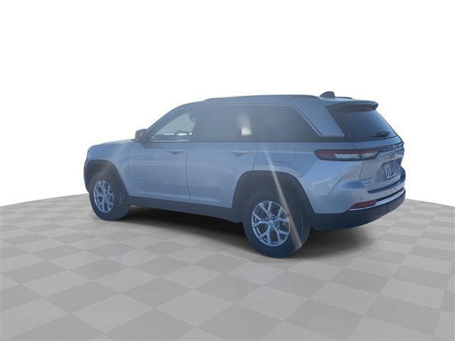 Used 2023 Jeep Grand Cherokee Limited image 6