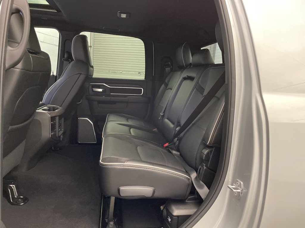 New 2026 RAM 2500 Laramie AWD/4WD image 22