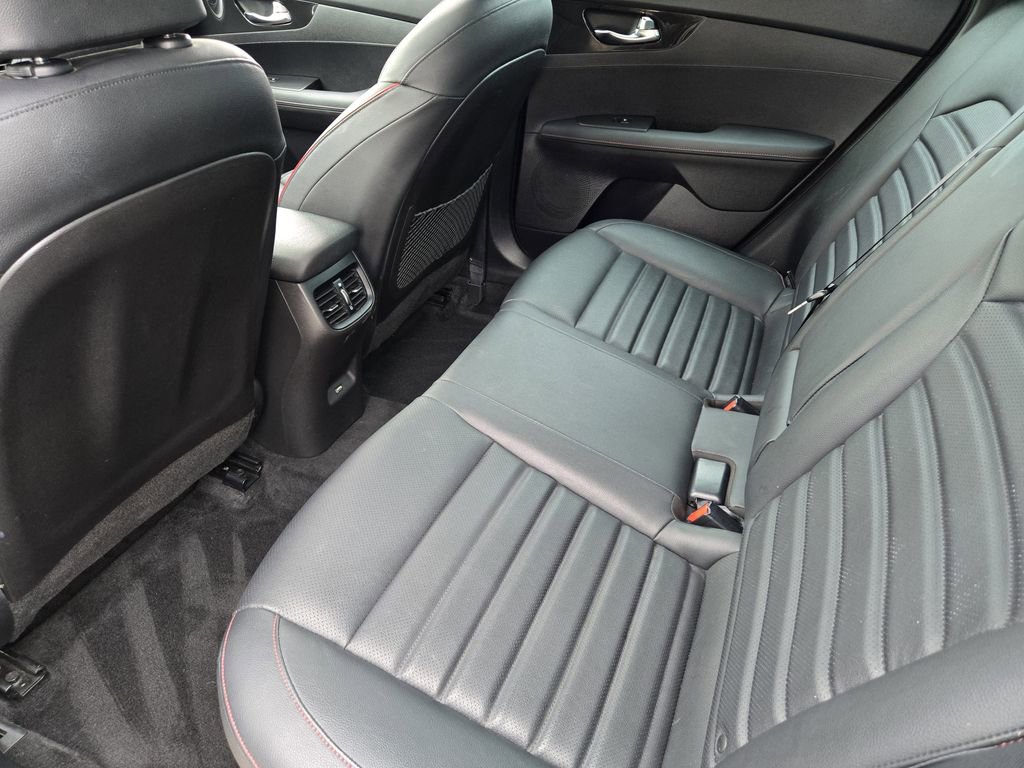 Used 2022 Kia Forte GT image 38