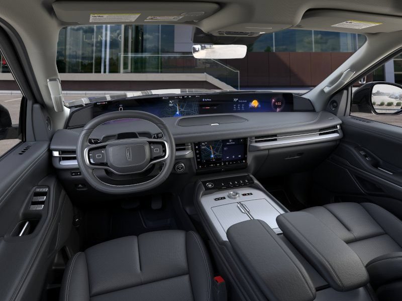 New 2026 Lincoln Navigator L Reserve AWD/4WD image 9