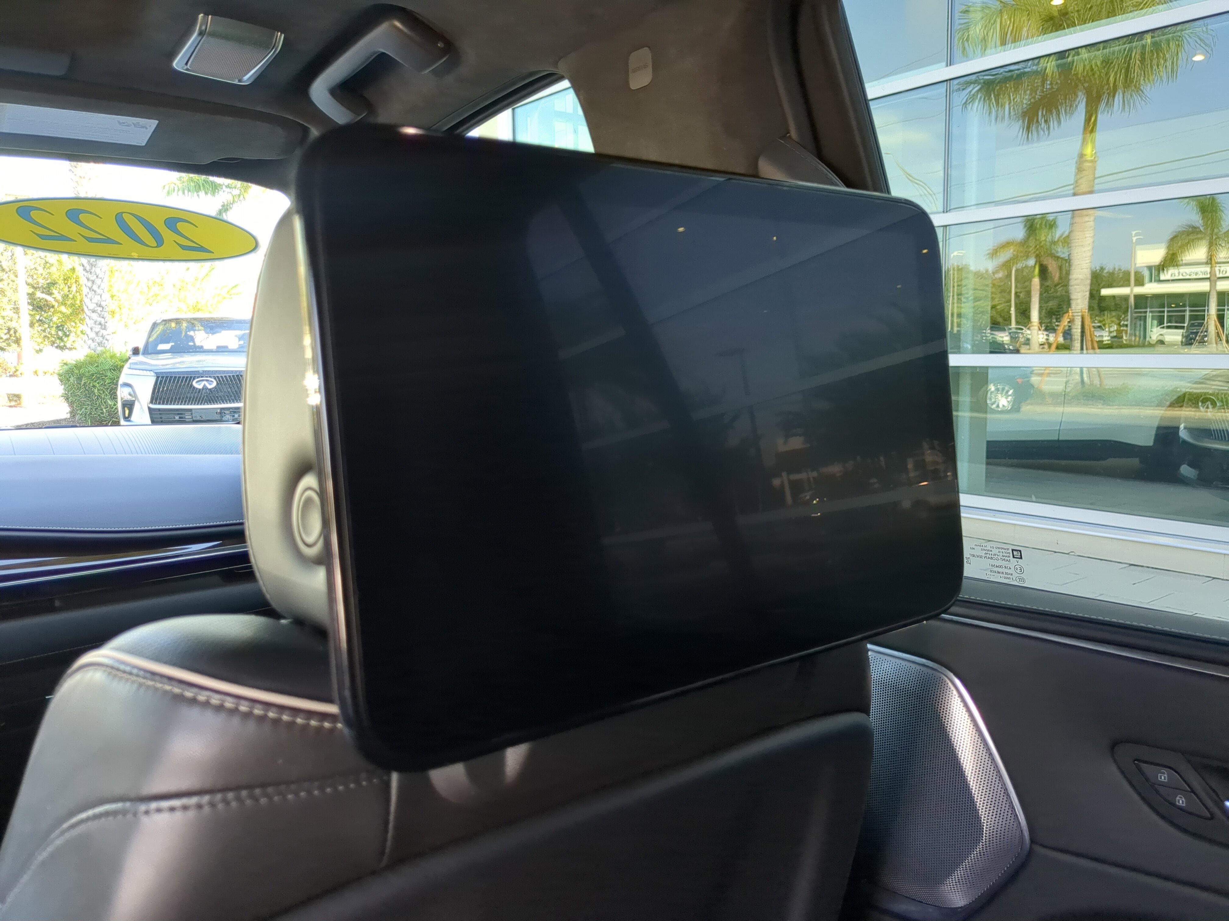 Used 2022 Cadillac Escalade Sport Platinum image 16