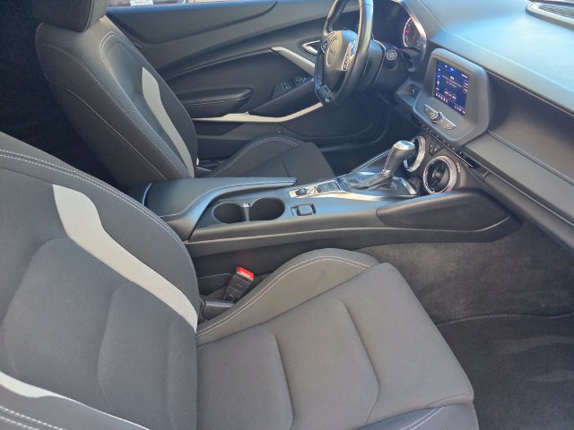Certified 2024 Chevrolet Camaro LT RWD image 18