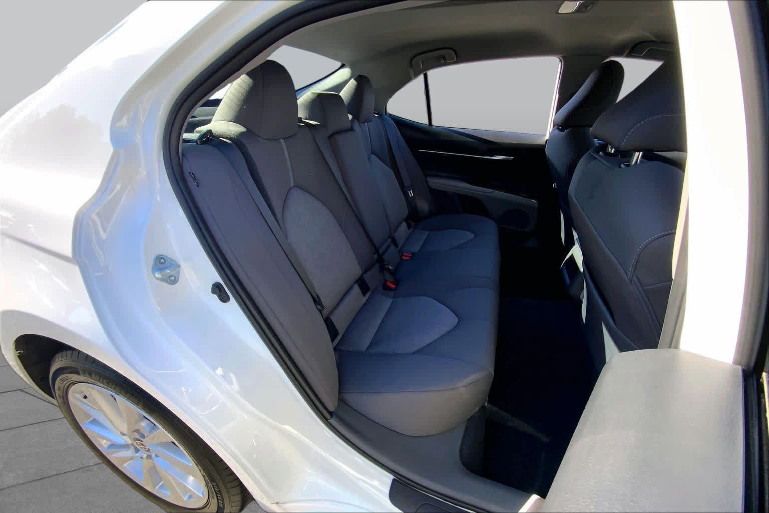 Used 2024 Toyota Camry LE AWD/4WD image 20