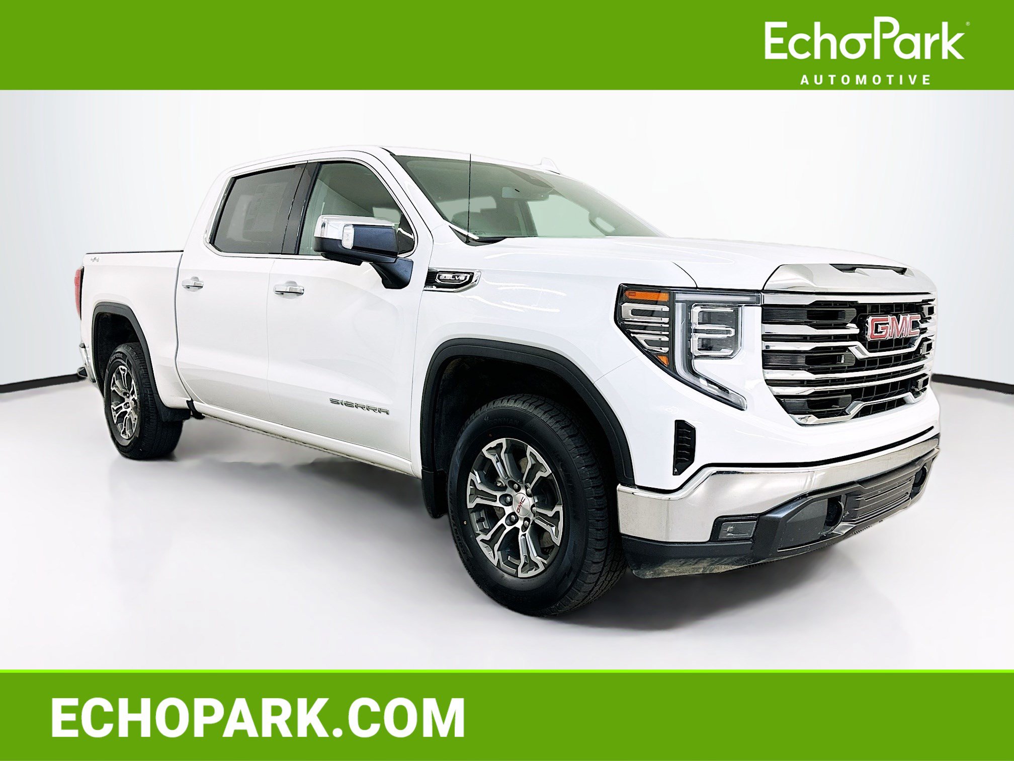 Used 2025 GMC Sierra 1500 SLT AWD/4WD image 1
