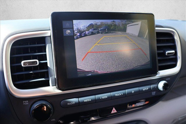 New 2026 Hyundai Venue SEL FWD image 18