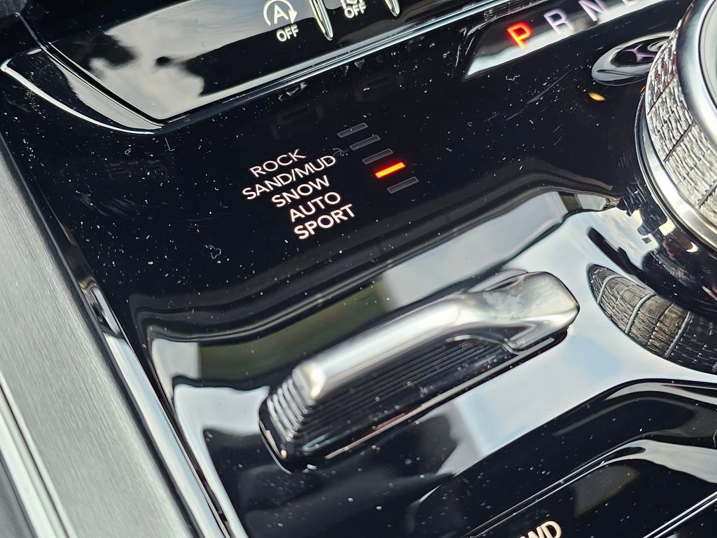 New 2026 Jeep Grand Wagoneer 4WD image 30