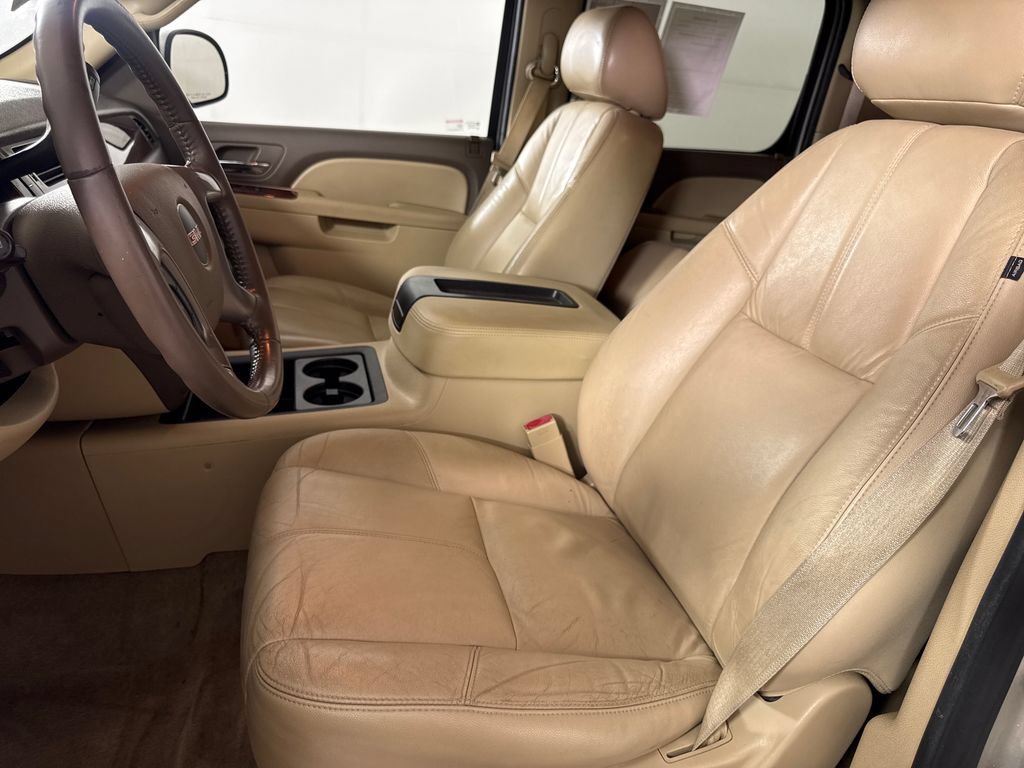 Used 2014 GMC Yukon XL SLT RWD image 11