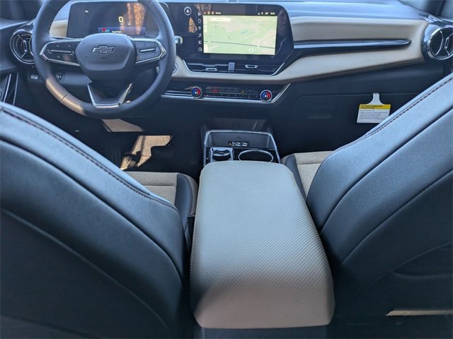 New 2026 Chevrolet Equinox ACTIV w/ Safety and Technology Package image 29