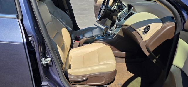 Used 2014 Chevrolet Cruze LTZ w/ Enhanced Safety Package FWD image 15