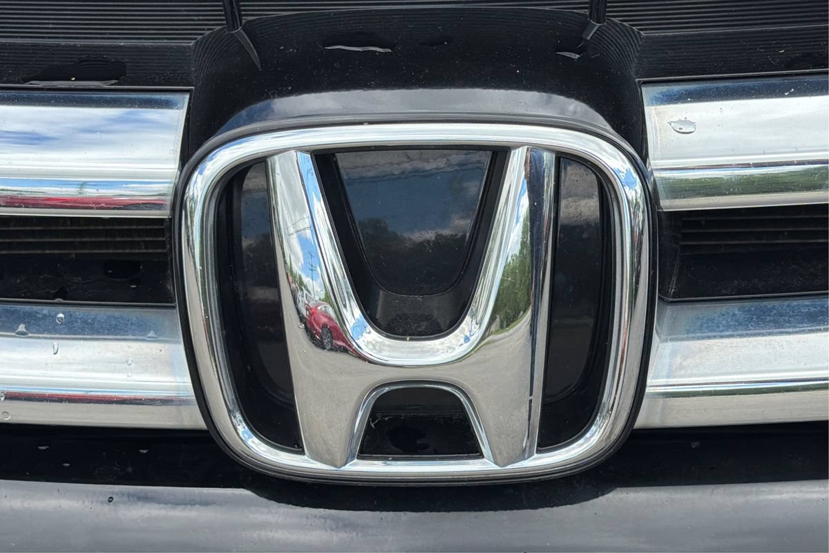 Used 2015 Honda Odyssey Touring Elite image 29