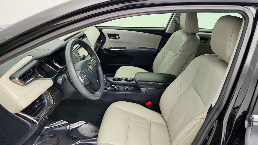 Used 2013 Toyota Avalon XLE Touring image 19