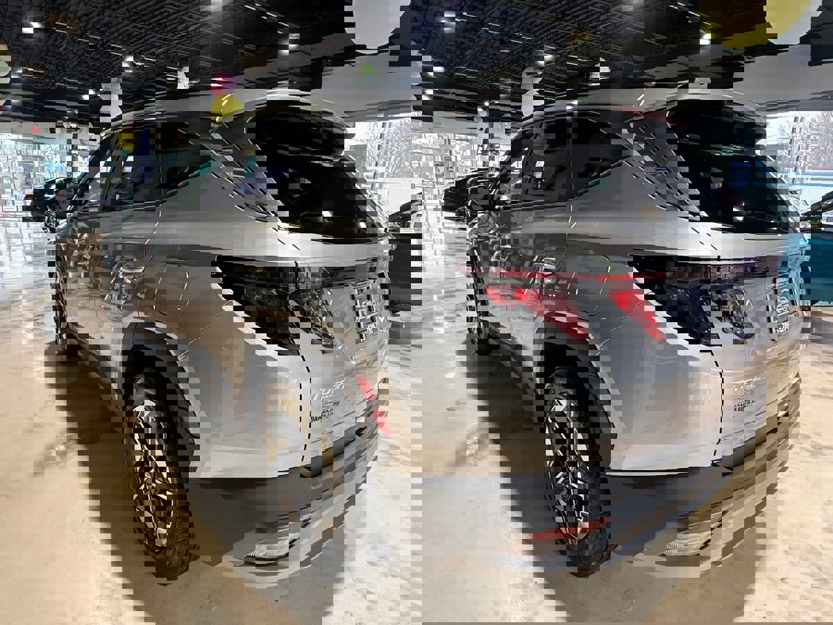 Used 2026 Hyundai Tucson SEL image 9