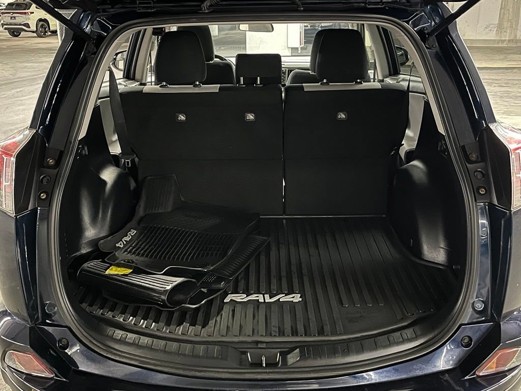 Used 2017 Toyota RAV4 XLE w/ All Weather Liner Package AWD/4WD image 33