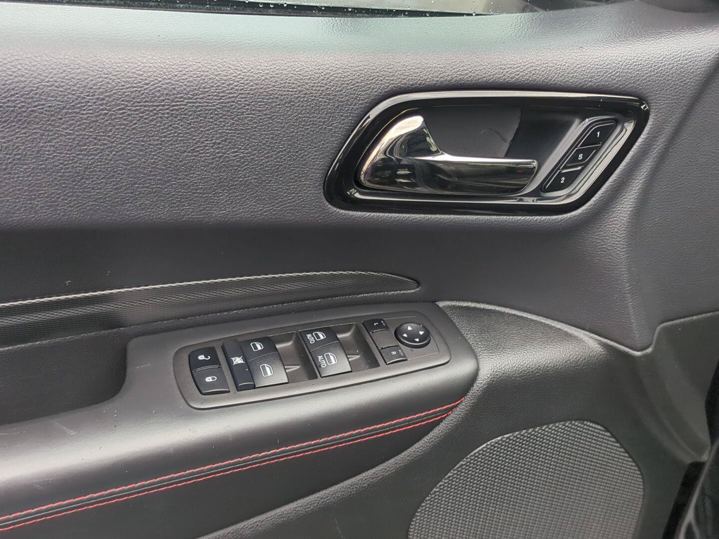 Used 2024 Dodge Durango GT AWD/4WD image 14