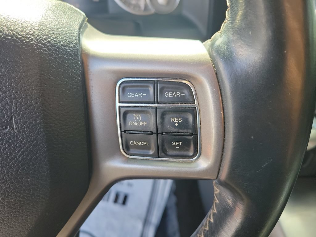 Used 2017 RAM 1500 Limited RWD image 19