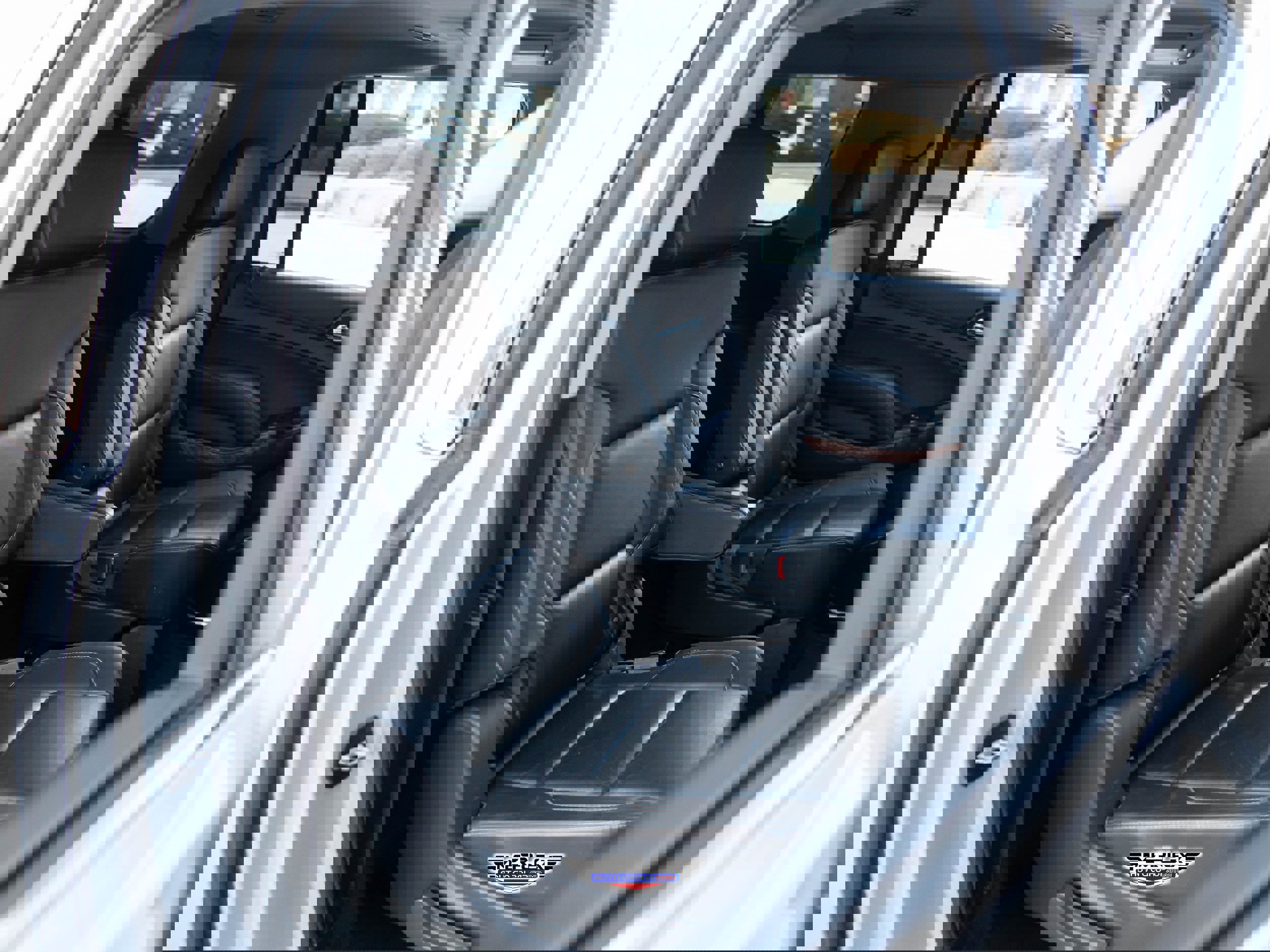 Used 2017 Chevrolet Suburban Premier image 18