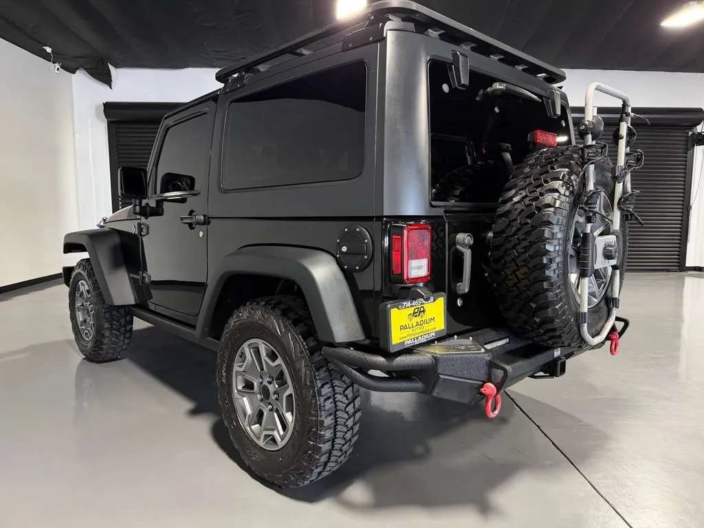 Used 2015 Jeep Wrangler Rubicon w/ Power Convenience Group AWD/4WD image 4