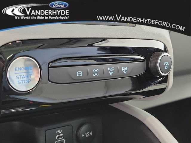 New 2026 Ford Escape SE FWD image 27