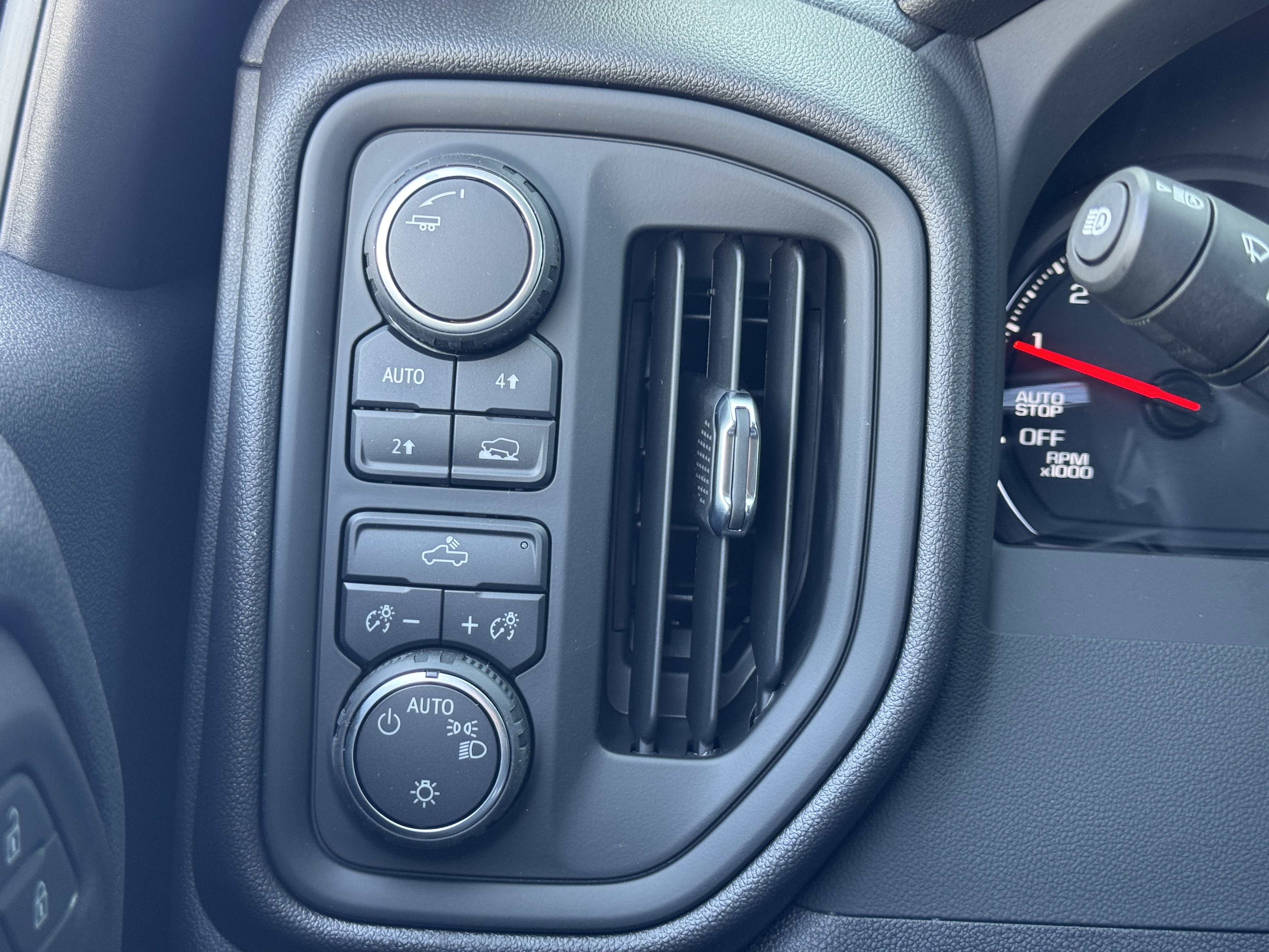 New 2025 Chevrolet Silverado 1500 Custom w/ Turbomax Blackout Package image 25