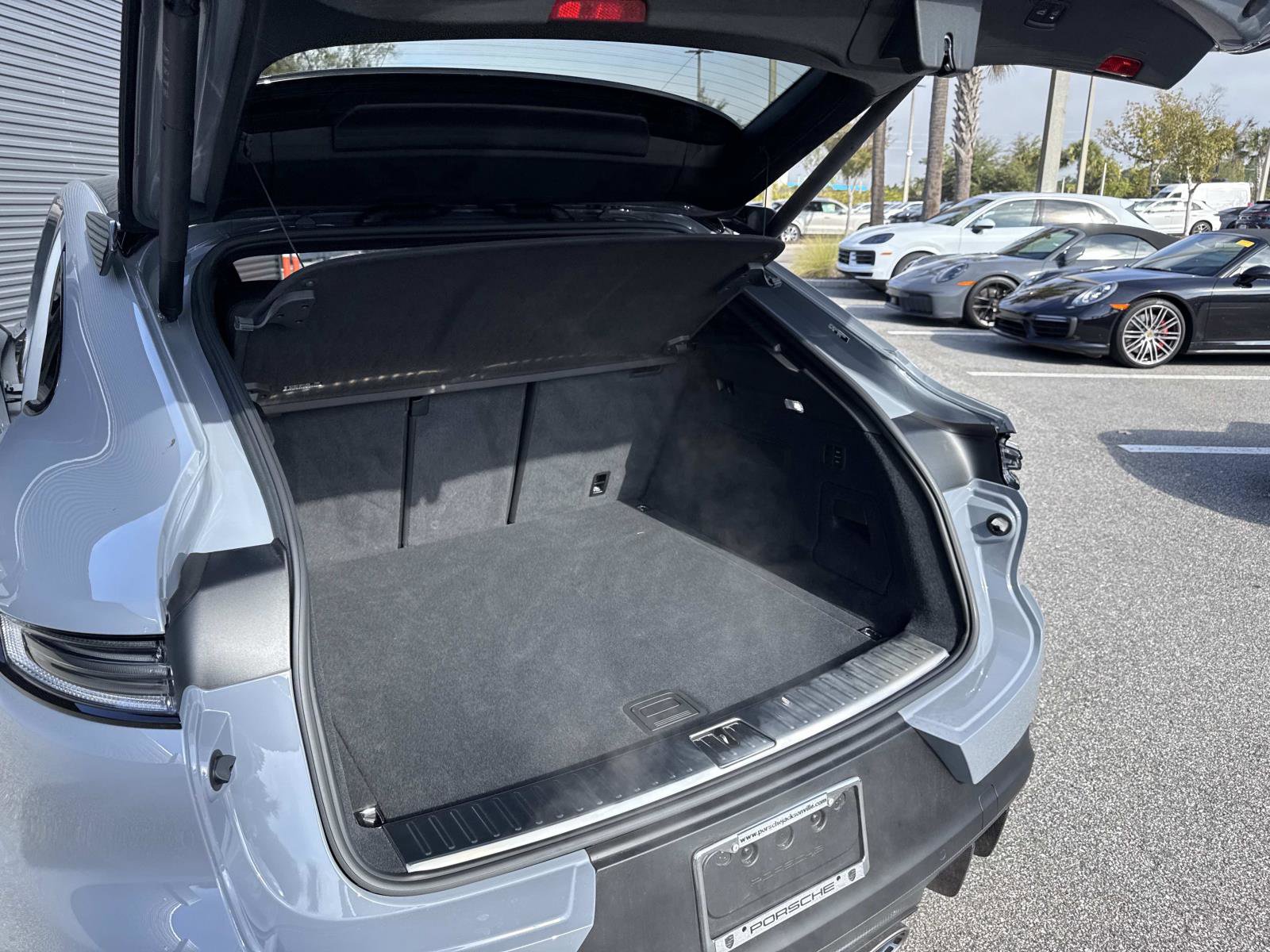 Used 2025 Porsche Cayenne Turbo GT image 13