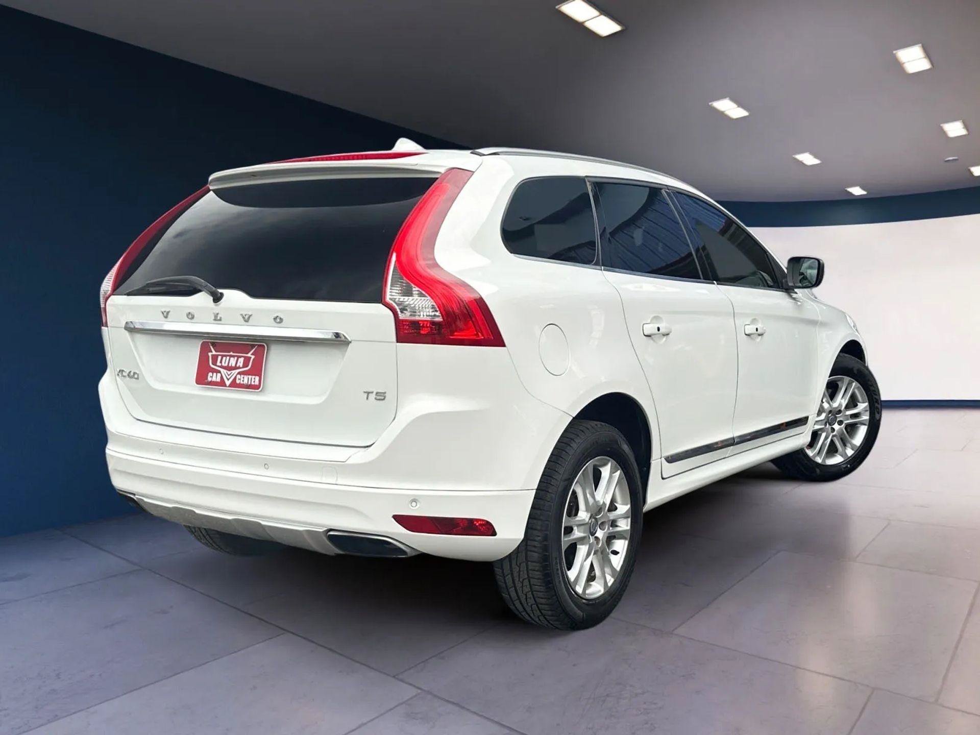 Used 2015 Volvo XC60 T5 Premier FWD image 5