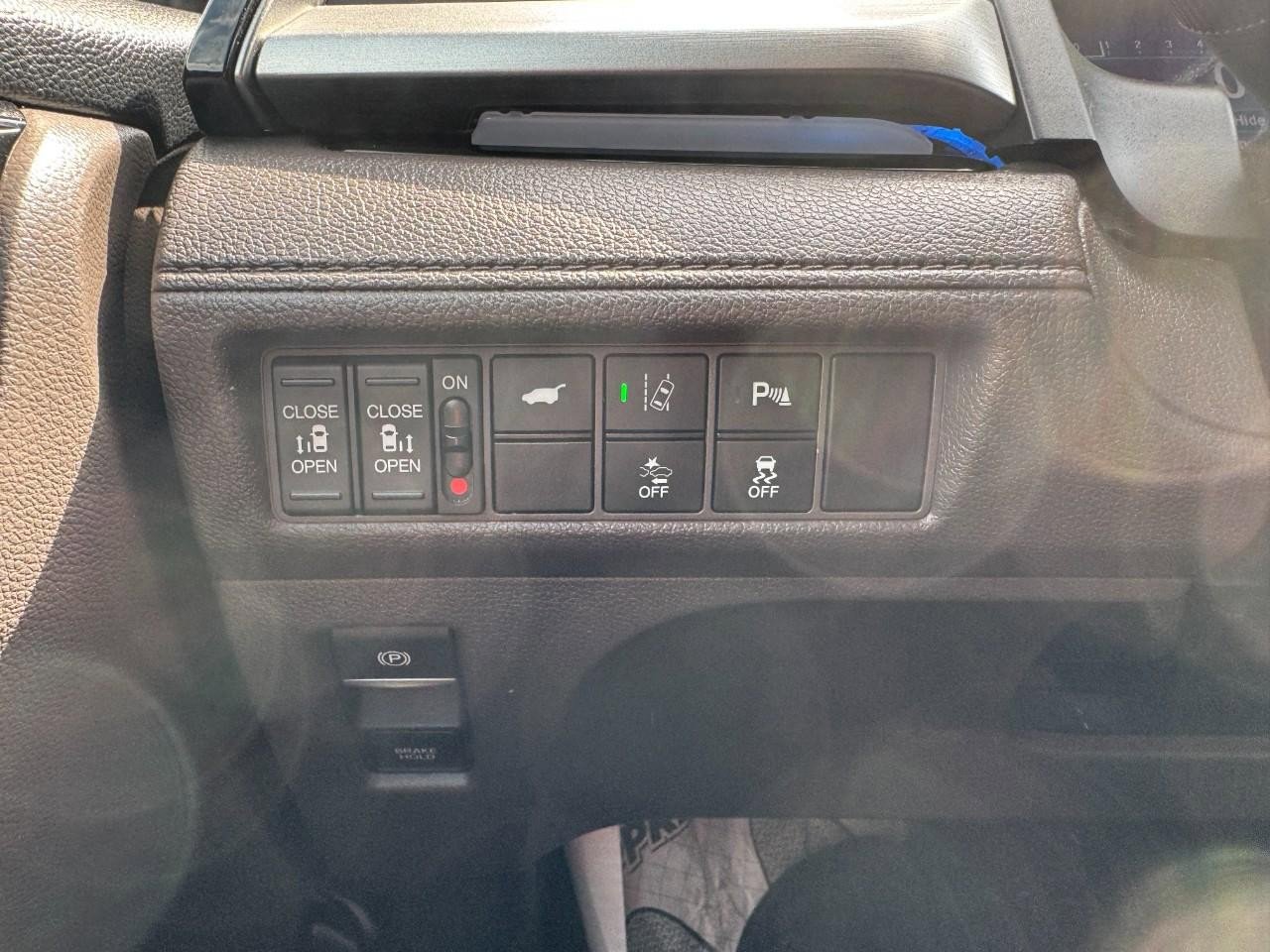 Used 2018 Honda Odyssey Elite image 29