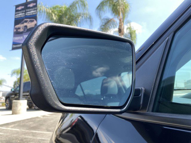 Used 2024 Chevrolet Equinox LS w/ Midnight Edition image 19