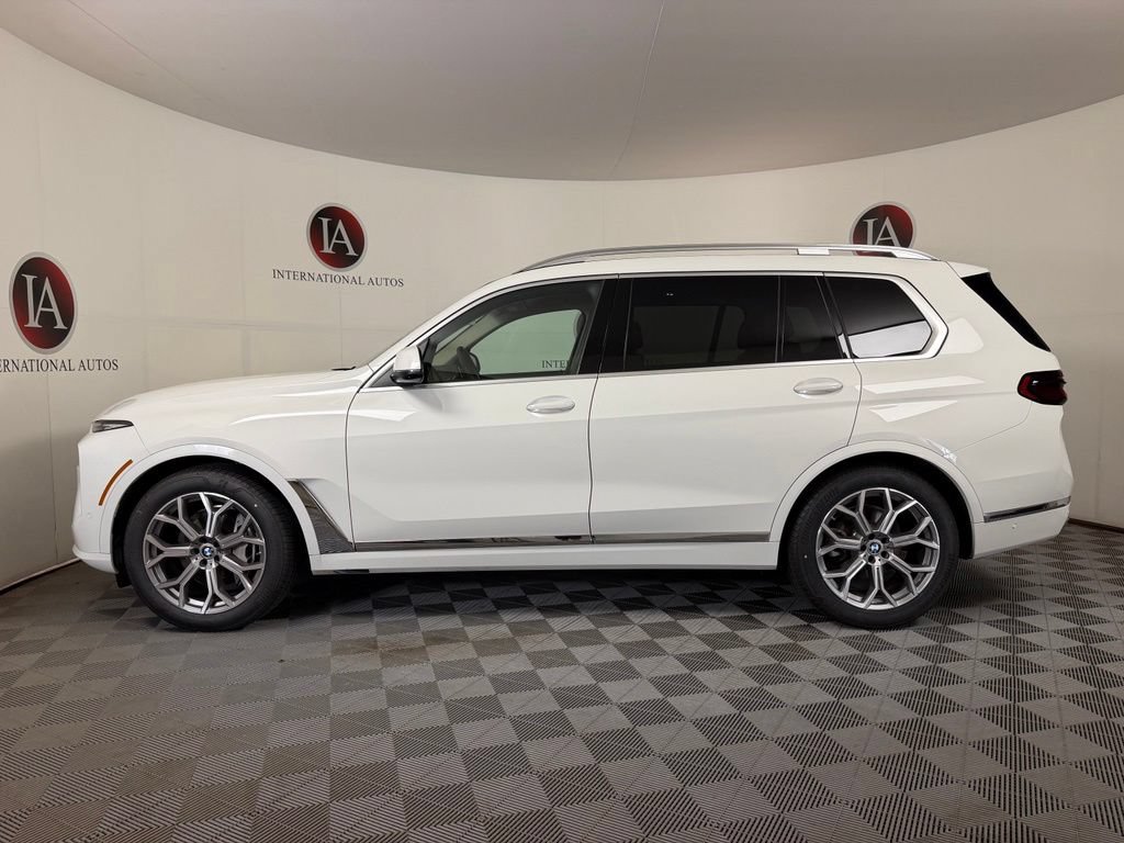 Certified 2024 BMW X7 xDrive40i AWD/4WD image 9