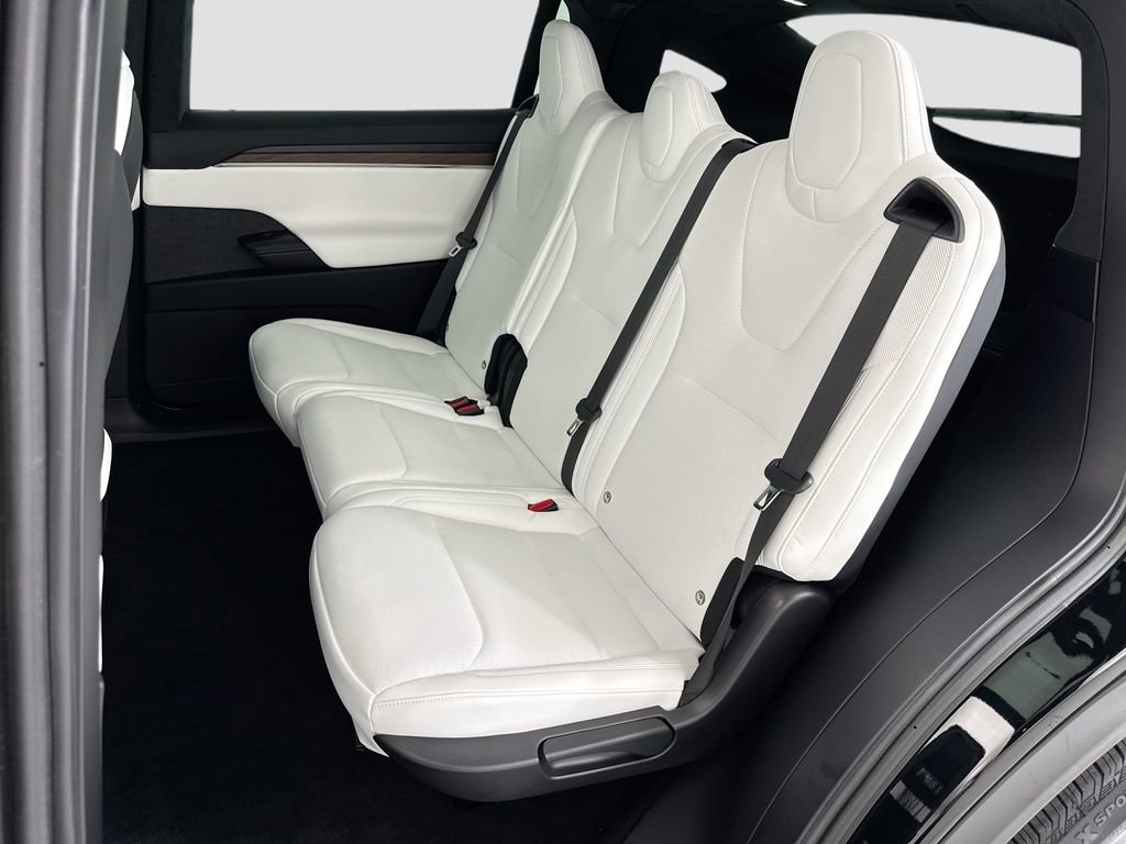 Used 2023 Tesla Model X image 20