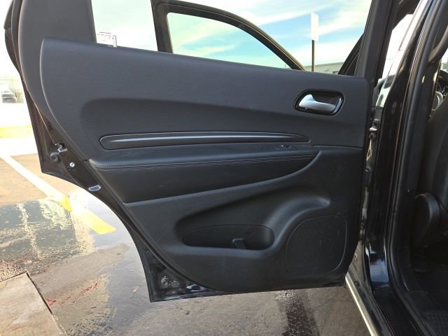 Used 2023 Dodge Durango SXT image 12