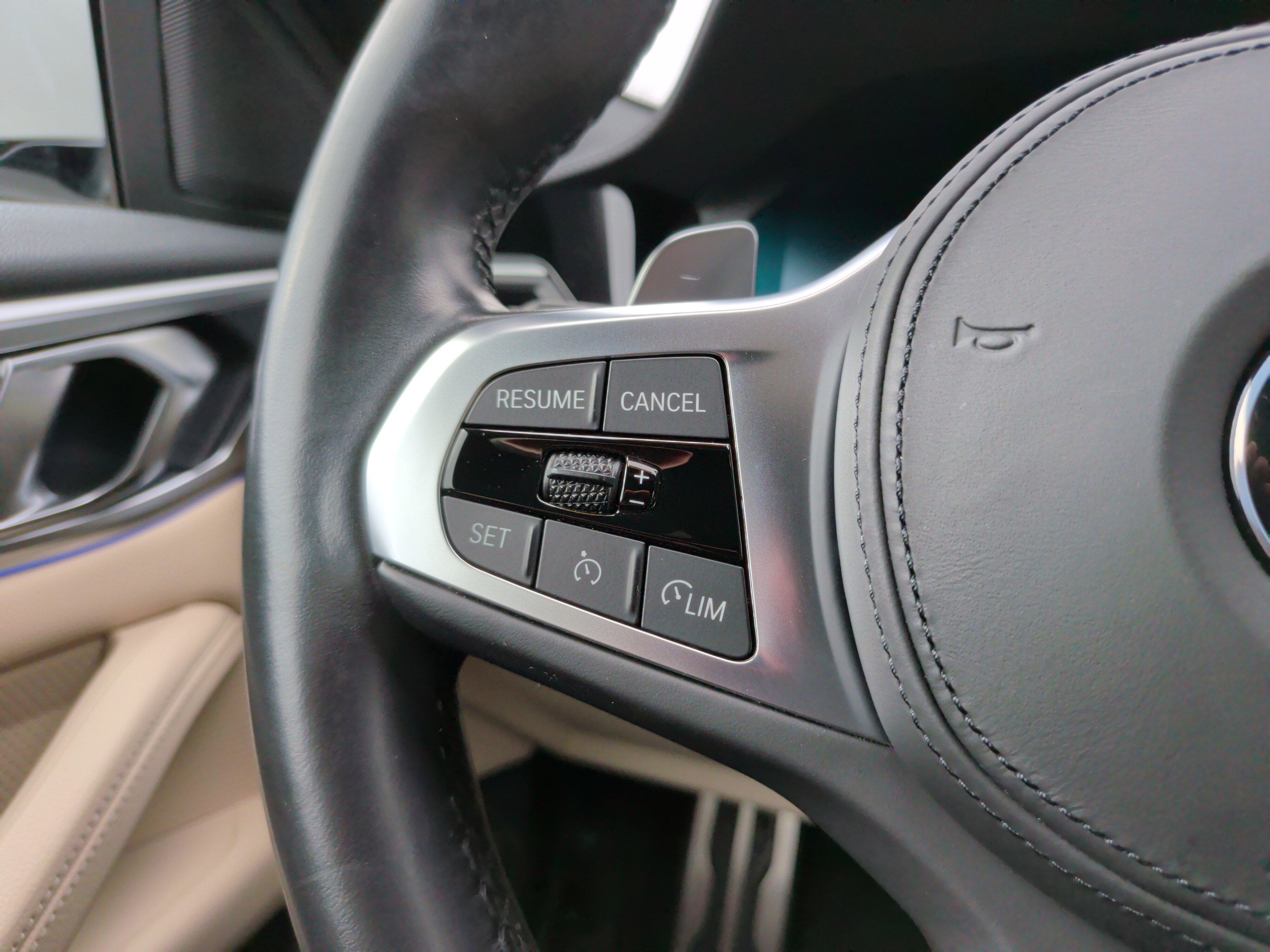 Used 2023 BMW 430i Convertible w/ M Sport Package image 23