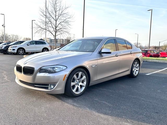 Used 2013 BMW 550i xDrive 550i xDrive image 4