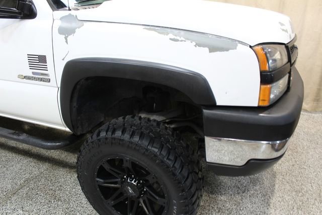 Used 2006 Chevrolet Silverado 2500 W/T w/ Heavy-Duty Power Package image 10