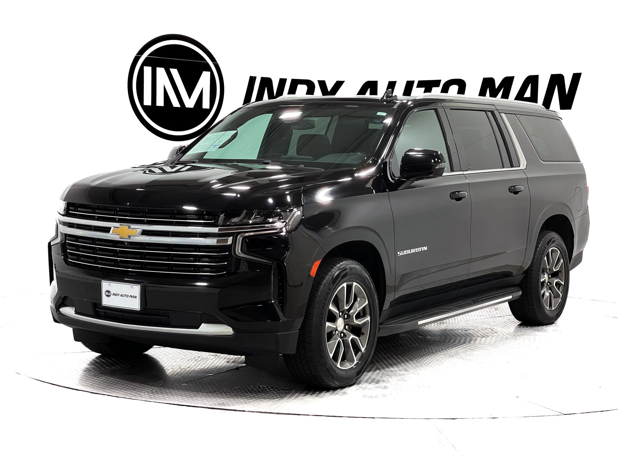 Used 2021 Chevrolet Suburban LT w/ LT Signature Package AWD/4WD image 8